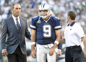 Dallas’ Tony Romo Out With A Fractured Clavical