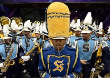 Georgia Blows Out Southern; Southern Blows Away Georgia