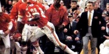 Otis Taylor, Aneas Williams Head Black College Of Fame Inductees