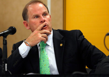 Breaking News: Missouri President Resigns