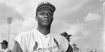 Curt Flood: He Ended MLB’s ‘Master-Slave’ Relationship