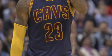 LeBron’s Slam Dunk Of Phil Jackson