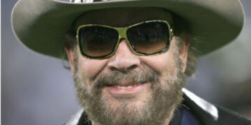 The NFL, ESPN Are Showing What They Think Of You By Bringing Back Williams