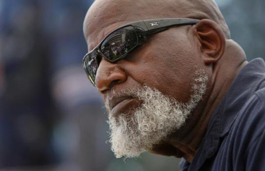 Dr. Edwards: NFL Will Have A Problem If Kap Is Not Signed