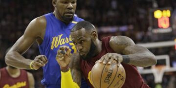 Cavs, Warriors Matchup Highlights NBA Christmas Day Extravaganza