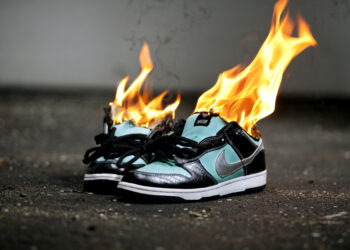 WHILE CRITICS BURN THEIR SHOES, KAP’S COURAGE IS REWARDED BY NEW NIKE DEAL