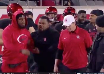 MAJOR APPLEWHITE’S DECISION TO  TAKE THE JACKET OFF ED OLIVER WAS ULTIMATE ACT OF DISRESPECT