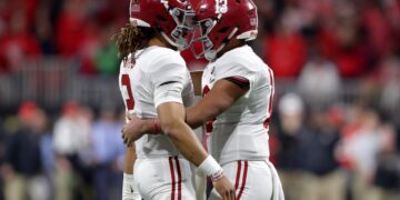 HURTS’ HEROICS ILLUSTRATES HIS CHARACTER, PERSERVERANCE