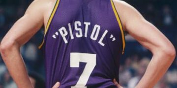 JASON MARAVICH DISCUSSES HIS DAD PISTOL PETE ON ‘IN AND OUT OF SPORTS’