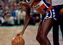 FORMER NBA CHAMP LARRY WRIGHT GLAD HE TURNED DOWN POWER SCHOOLS FOR GRAMBLING ON 'IN AND OUT OF SPORTS'