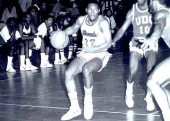 HARRISON, ROBERTS ON ‘IN AND OUT OF SPORTS’