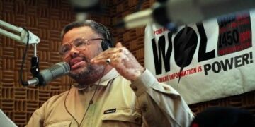 LARRY YOUNG, ALONZO ‘CHEESE’ HOLLOWAY ON ‘IN AND OUT OF SPORTS